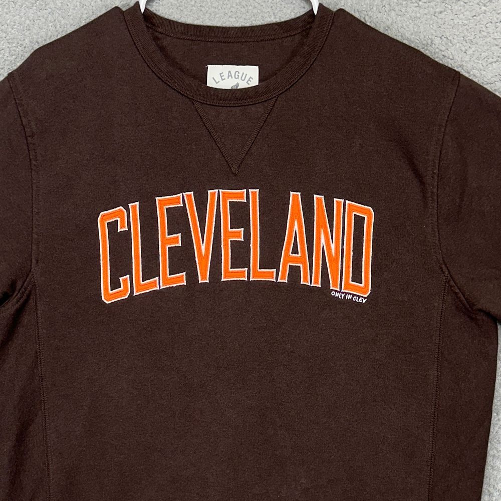 Cleveland Browns‎ Crew Neck Sweatshirt Adult Medium Brown Pullover Mens League